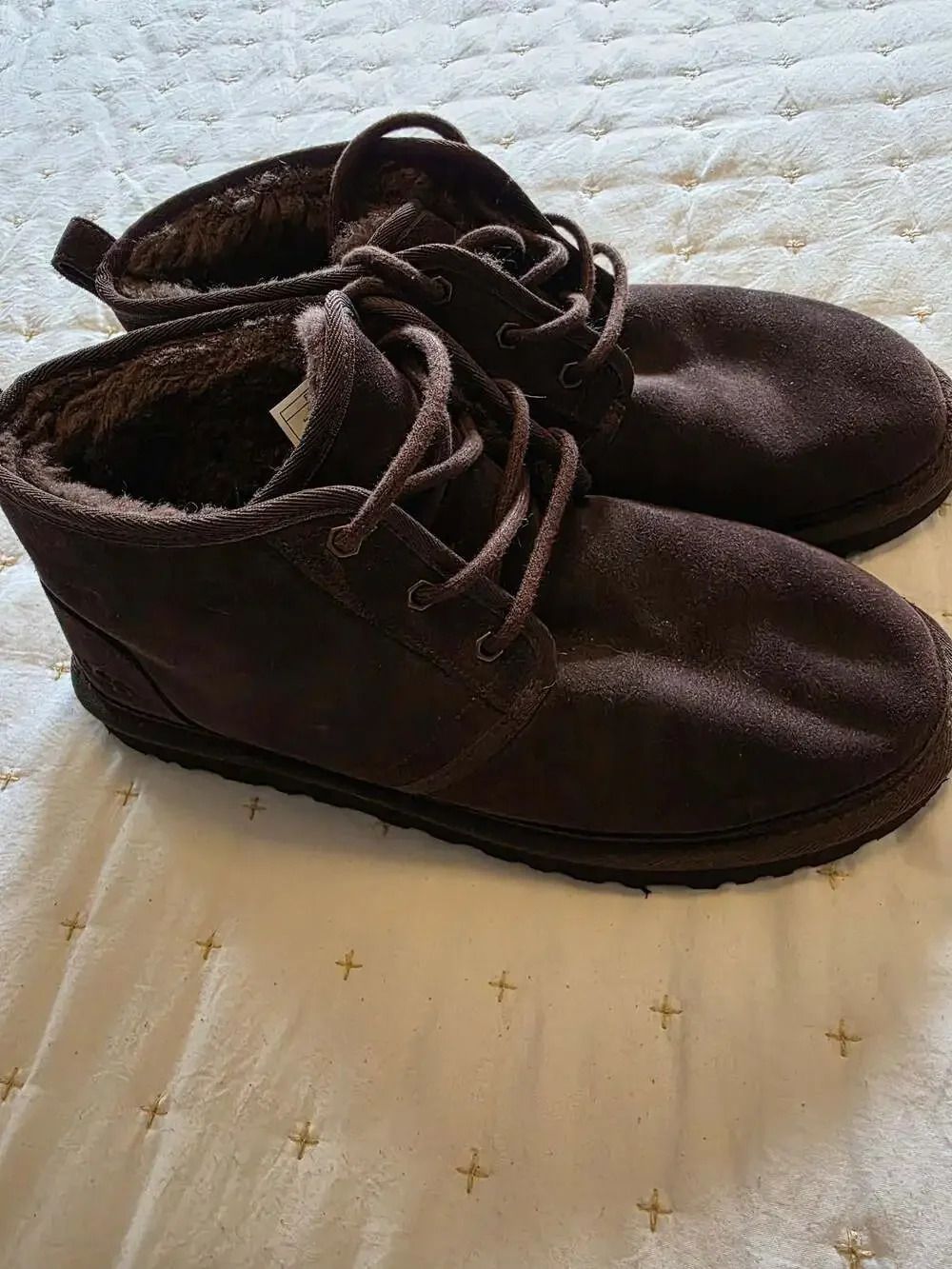 UGG‎ Men's Neumel Chukka Boots in Espresso Suede
